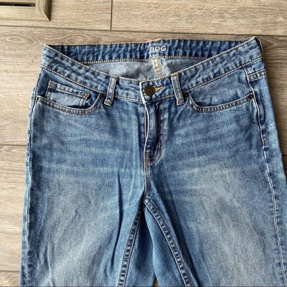 BDG  Relaxed Twisted Seam Jean - Picture 2 of 12